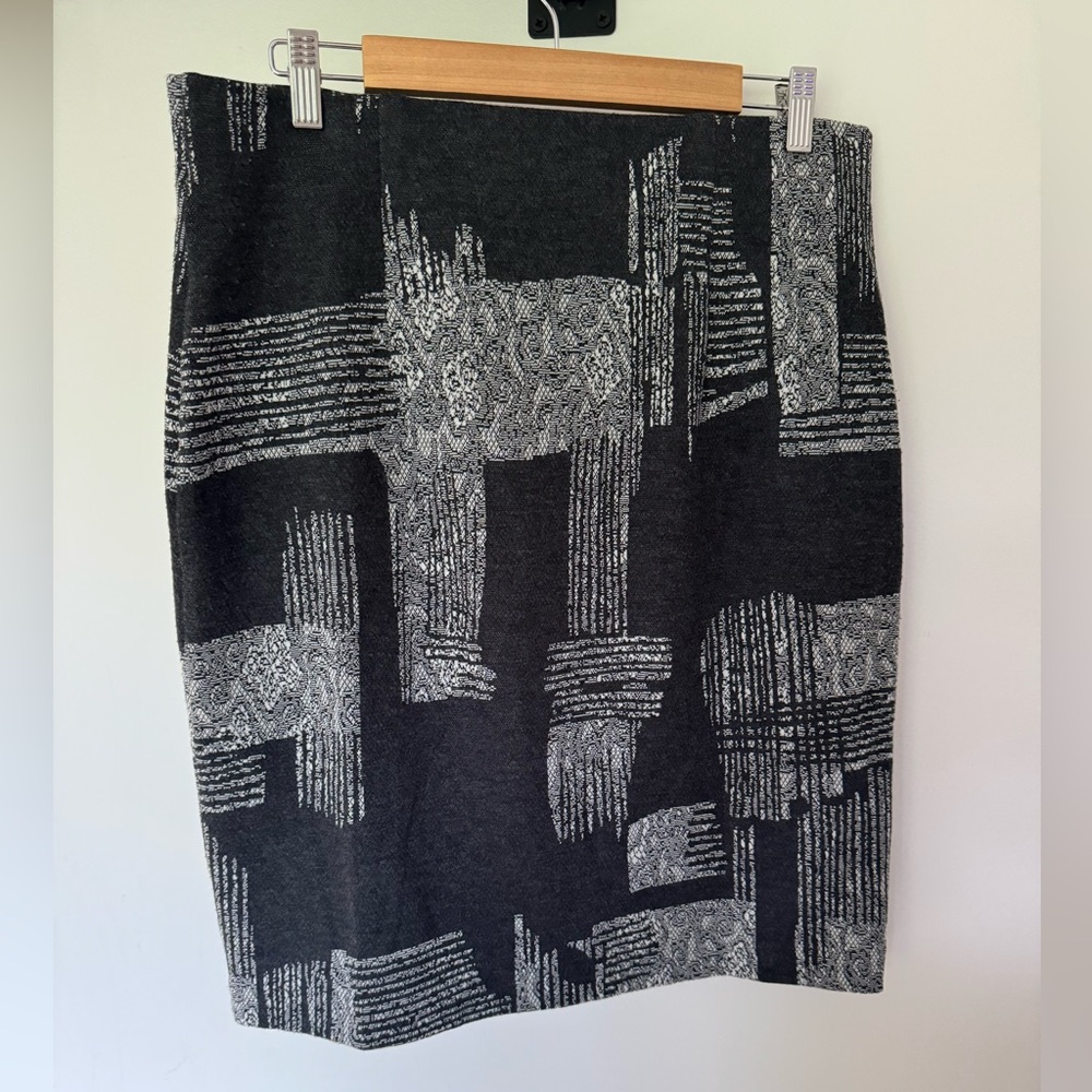 Trisisto Fitted Mini Skirt